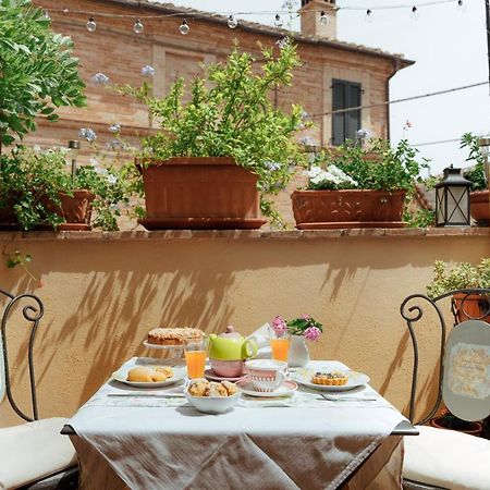 B&B La Finestra Sul Campanile Montecosaro  Ngoại thất bức ảnh